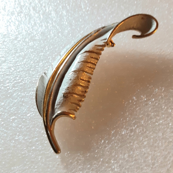 Gold and White Leaf Brooch    Bundle and Save with 3 for $20 - Picture 3 of 6